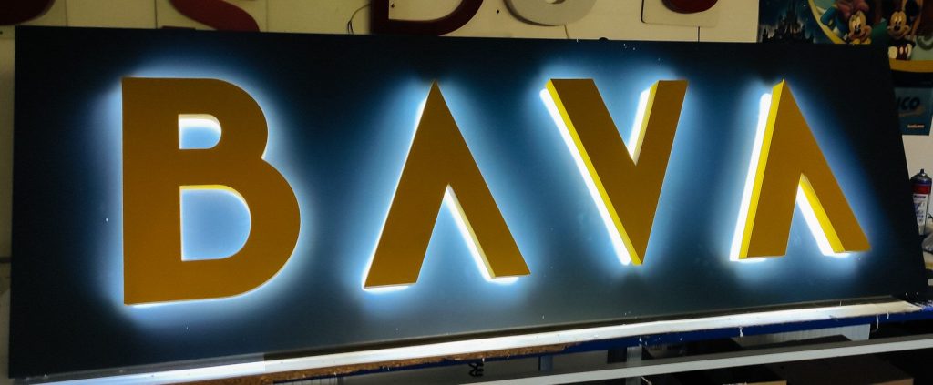 litere luminoase cu iluminare perimetrala BAVA